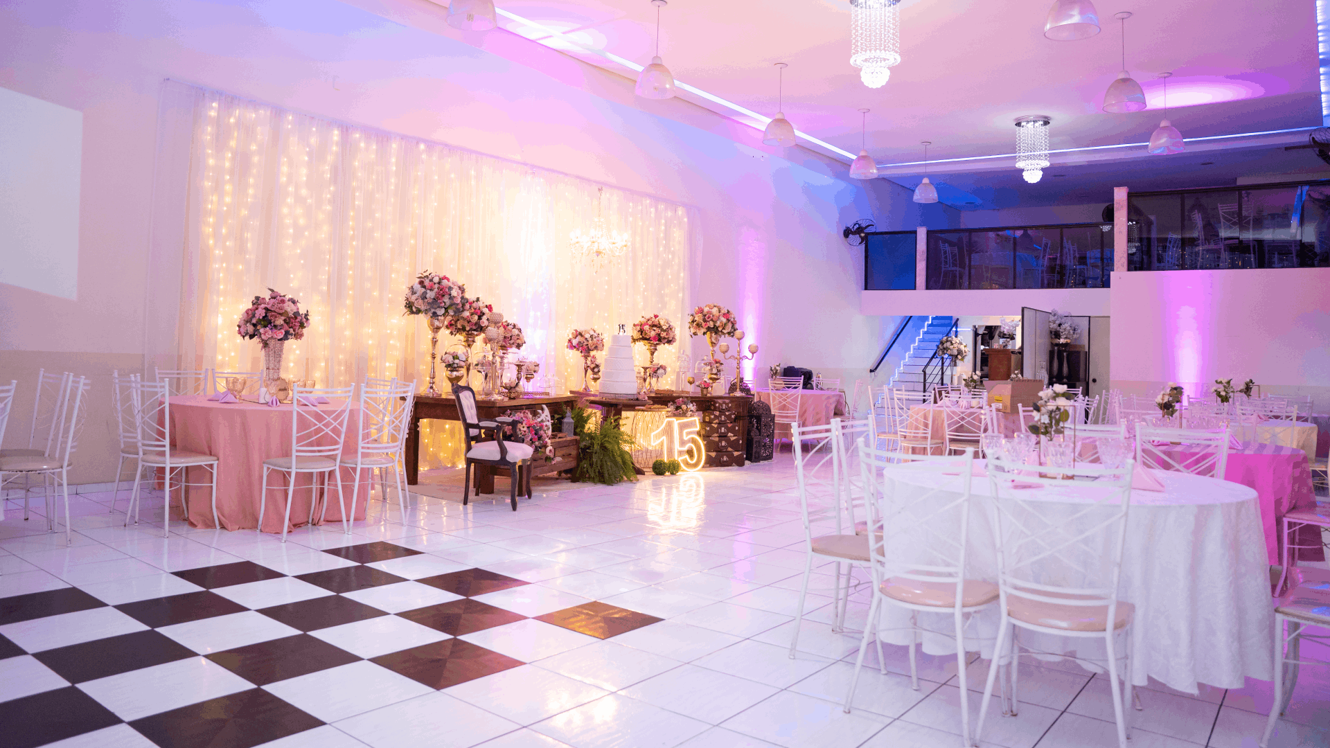 Salão decorado aniversário debutante festa zona leste salão de festa
